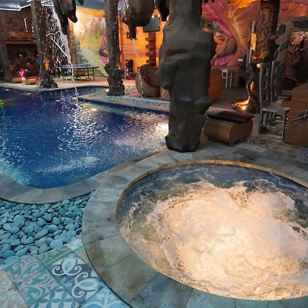 Bottelmania Hotel Lovina Екстериор снимка